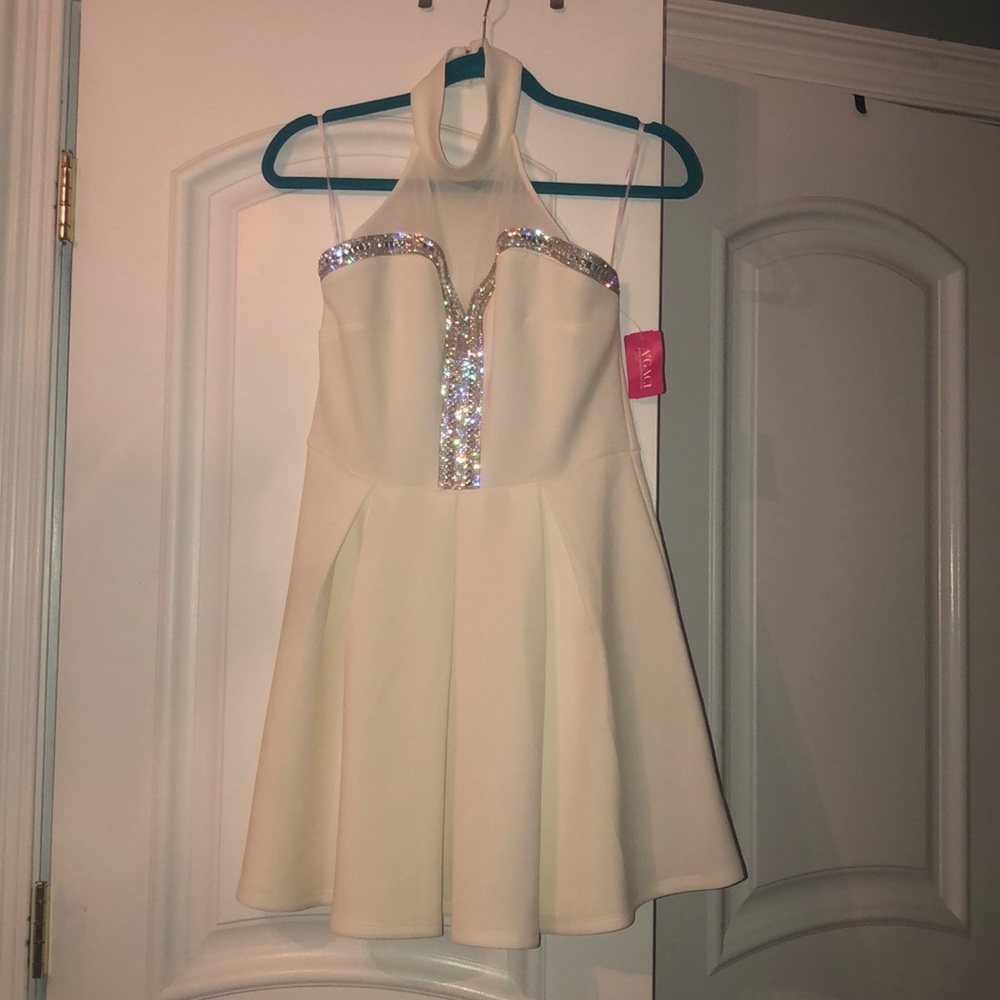 White neck strap dress
